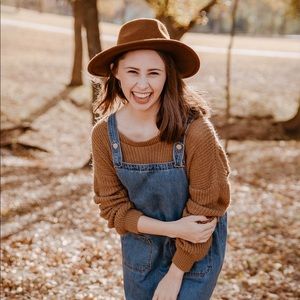 Meet your Posher, Katie-beth